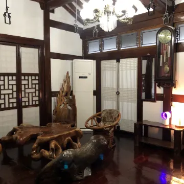 Hanok Stay Chunhwadang