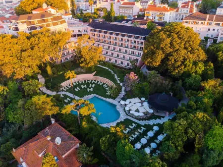 Olissippo Lapa Palace – The Leading Hotels of the World Отели рядом с достопримечательностью «Graça Convent»
