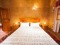 Igrane Room At Riad Soleil Du Monde