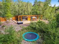 "Tinja" - 900m from the Sea