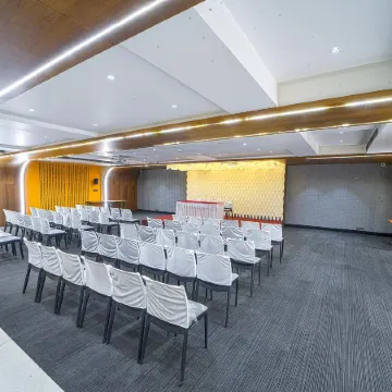 Hotel Devgiri Inn, Sangli