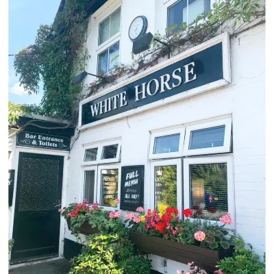 The White Horse Crostwick Hotels in Neatishead