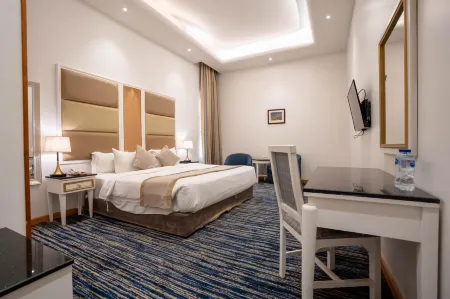 Platinum Alkhamseen Отели рядом с достопримечательностью «Abdullah Ibn Abbas Older mosque»