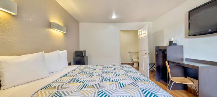 Motel 6 Bryan, TX - College Station Hotels in Bryan