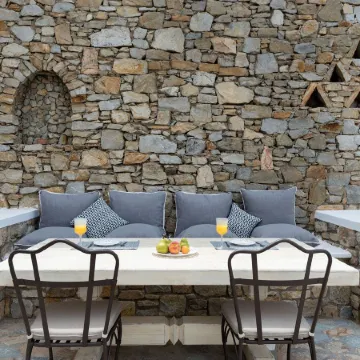 Cova Mykonos Suites