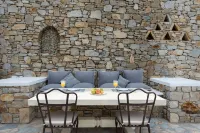 Cova Mykonos Suites Hotels in Elia