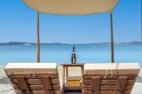 Akrathos Beach Hotel - Romantic