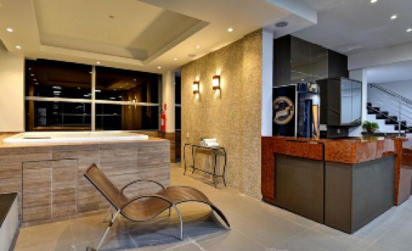 Porto Minas Hotel e Convenções