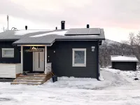 Willa Kiiruna Hotels near Saana