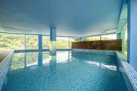 Cheolwon Noblesse Glamping Caravan Отели в г. Чхорвон