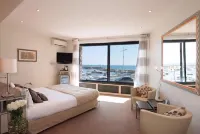 Best Western Plus la Corniche Hotels near Le Port de Toulon