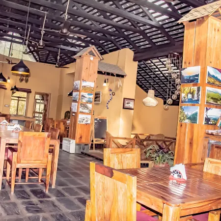 Prakriti Aalay - Riverside Mountain View Boutique Eco Resort