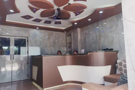 Hotel Knight Inn Guwahati Отели в г. Городской округ Камруп