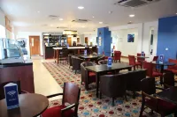 Holiday Inn Express BRAINTREE by IHG - breakfast