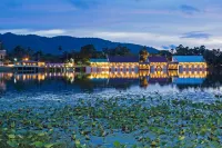 Chabana Resort Bang-Tao Beach Phuket Hotel in zona Sai Taan Villa