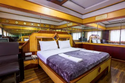 Hotel Sarkar Palace 고번망 보태니컬 가든 주변 호텔