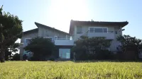 Hado Fourseasons Pension Hotels near Jimibong