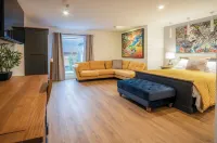 Suite 14 - Sleeping Giant Hotel - PEN Y CAE Inn -  Apartamentos vacacionales