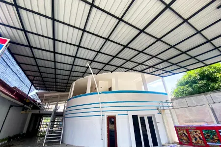 RedDoorz Syariah Near Balai Meuseuraya Aceh Отели в г. Jeulingke