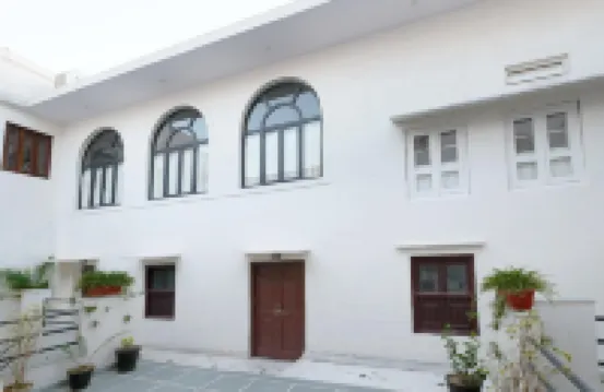 The Cavalry - Abhay Niwas 鄰近民俗博物館的酒店