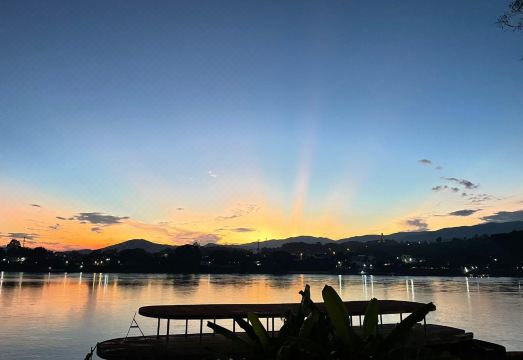 1. 리버사이드 후아..