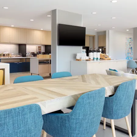 TownePlace Suites Pleasanton Отели в г. Плезантон