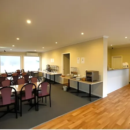 All Seasons Country Lodge