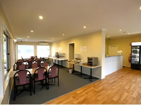 All Seasons Country Lodge