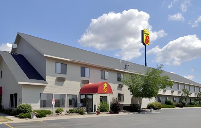 AmericInn by Wyndham Mauston