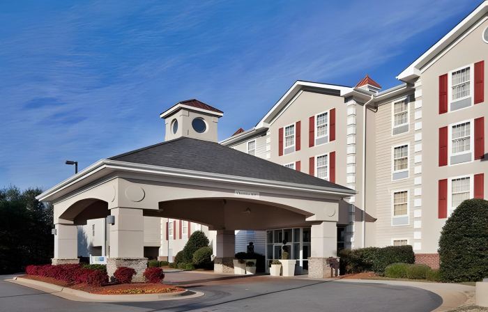 Holiday Inn Express & Suites CONOVER (HICKORY AREA) by IHG