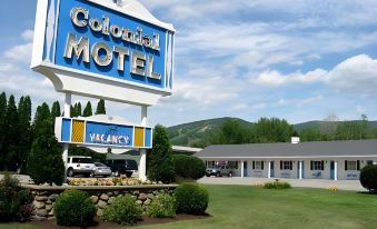 Colonial Motel