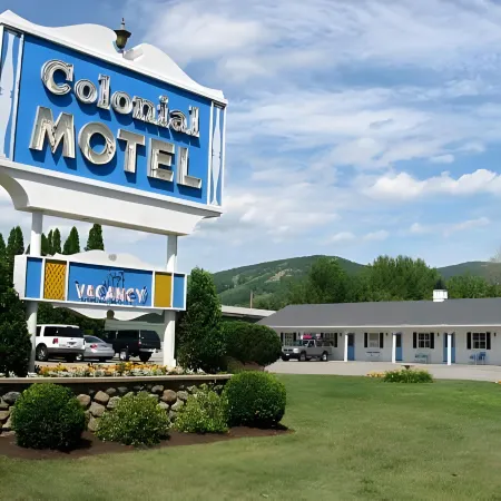 Colonial Motel