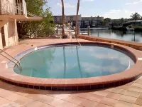 Executive Economy Lodge Hotels in Pompano Beach