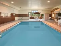 Blaine Town Inn & Suites Hotel di Coon Rapids