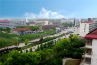 City Comfort Inn Hotel (Qianjiang Lobster City Wanda Plaza)