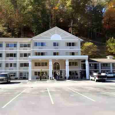 Cherokee Grand Hotel Hotel Exterior