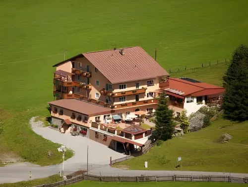 Apartment Fernerkogel Hotel di Gries im Sellrain