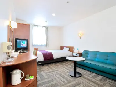 加世田ホテル よしや イズノオドリコ（南さつま市加世田内山田の一本桜）周辺のホテル