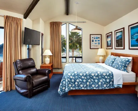Seaport Village Inn, Avalon Hotels in Avalon