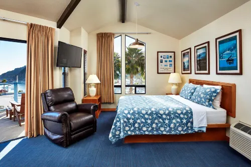 Seaport Village Inn, Avalon