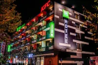 ibis Styles Pitesti City Center (Opening June 2023 Hotels near Miniaturile operelor lui Brâncuși