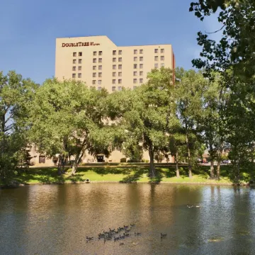 DoubleTree by Hilton Minneapolis-Park Place