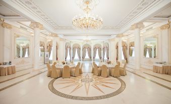 Pontos Plaza Hotel