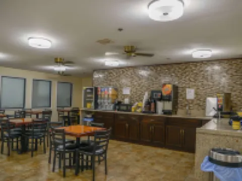 Days Inn by Wyndham Mount Vernon Hotels in Mount Vernon