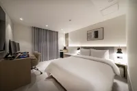Sungshin Women’s University Station Woody Hotels in University Road area