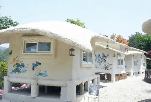 Cheongju Okhwa Nature Dameun Pension