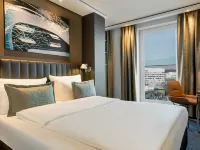 Motel One Stuttgart-Feuerbach Hotels near Perkins Park