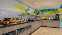Holiday Inn - the niu, WELLY KIEL by IHG - breakfast