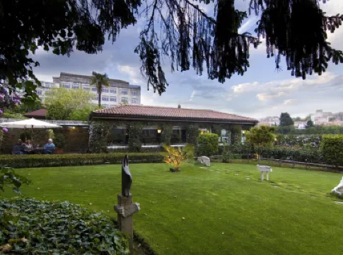 Hotel Virxe da Cerca by Pousadas de Compostela Отели в г. 