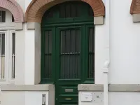 O'Porto Seven - Guest House - parkir